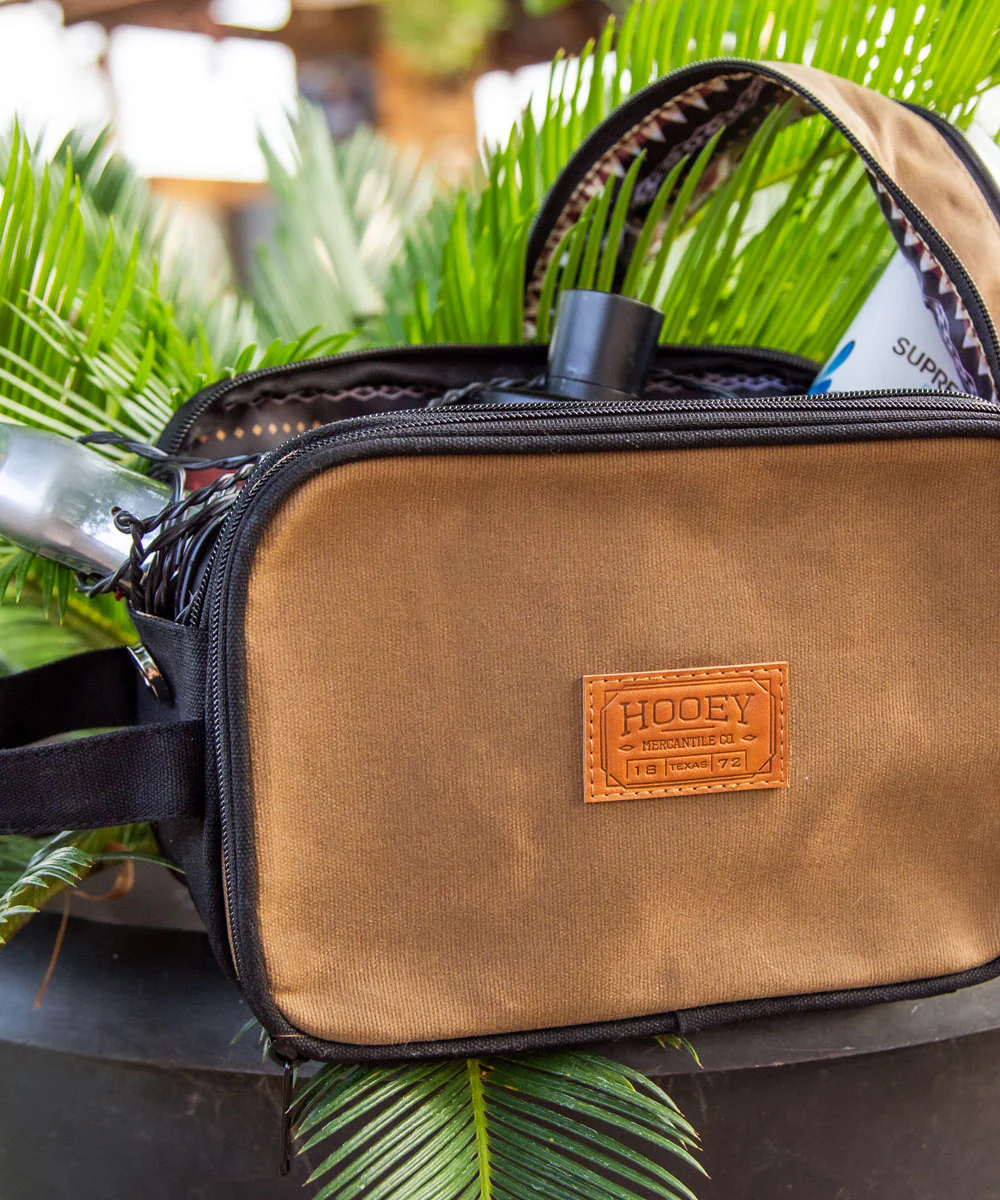 "Dopp Kit" Brown/Black Aztec Interior - Image 2