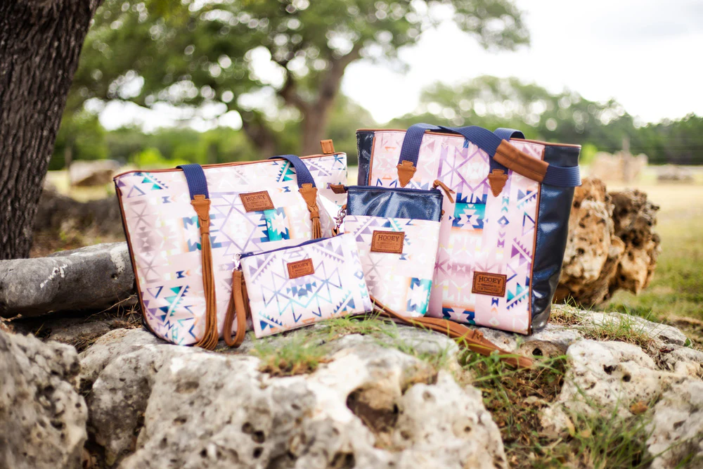 "Monterrey" Pink/Navy Aztec Pattern Crossbody Purse - Image 5