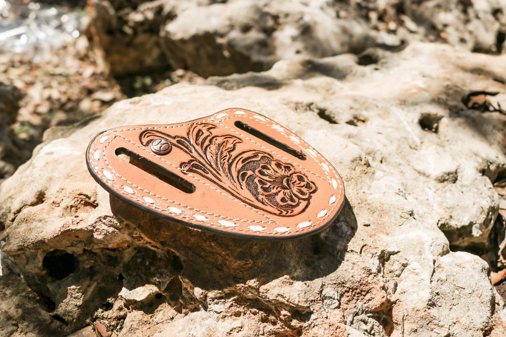 "Tuff" Tan Leather Pancake Knife Sheath - Image 2